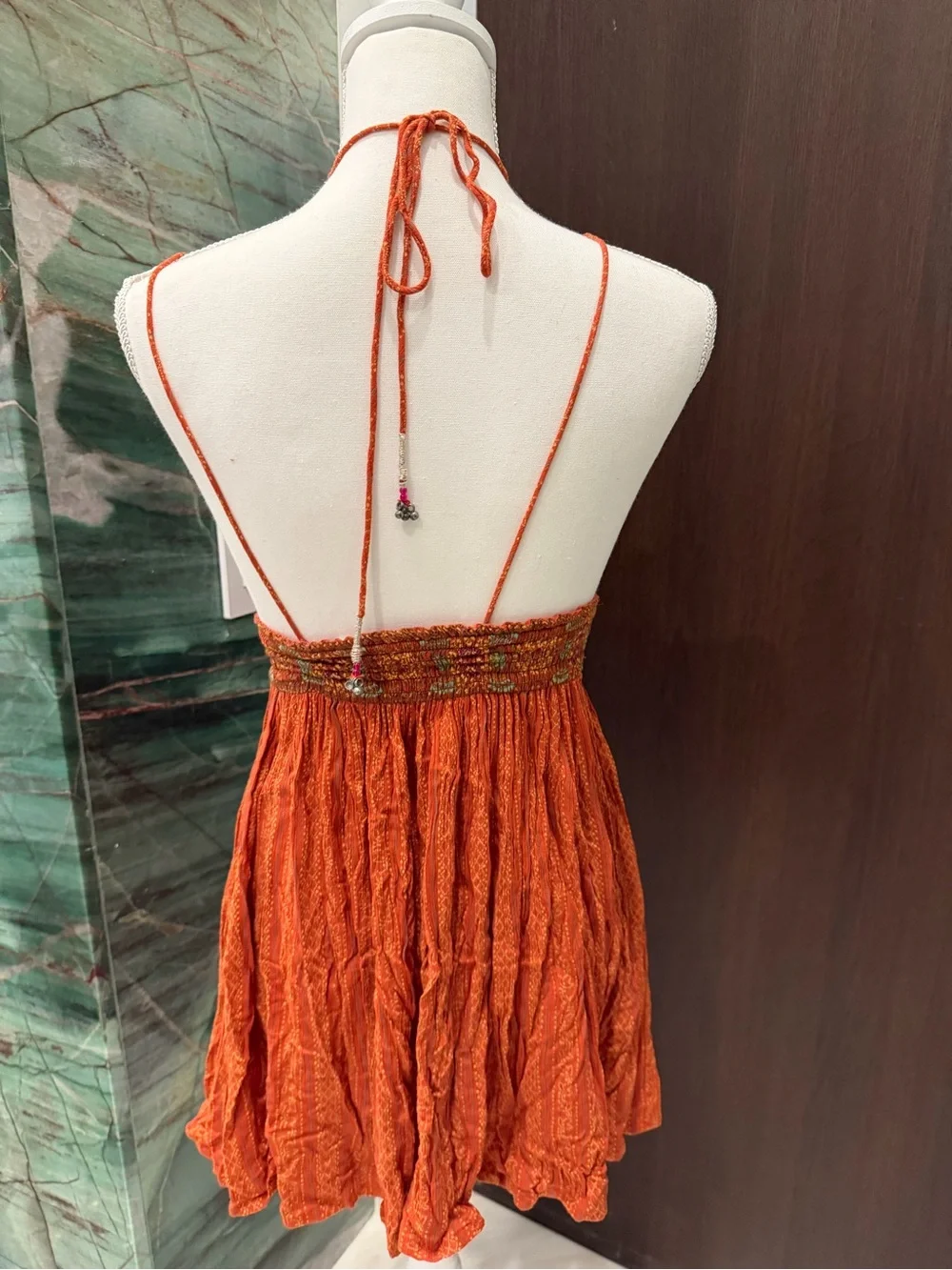 Urban Outfitters Kimchi Blue Rust Halter Mini Dress with Embroidered Waist Sz Xs - Picture 5 of 7